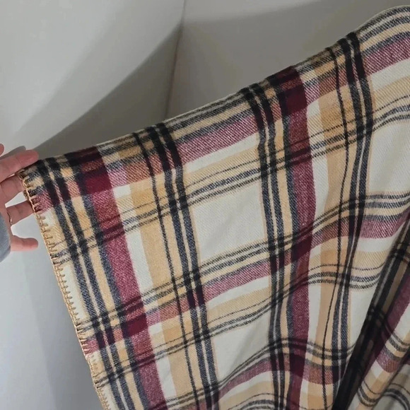 {Woolrich} Cozy Blanket Wrap Sienna Plaid One Size Dark Browns - Picture 6 of 12